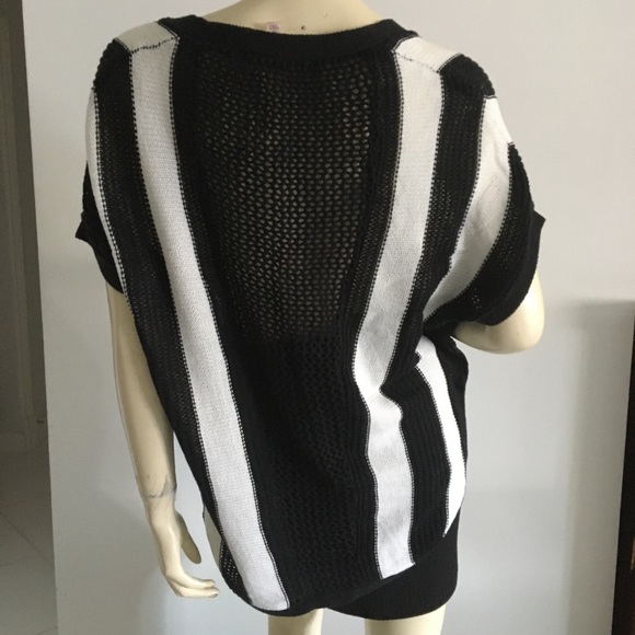 Philosophy stripped sleeveless v-neck knit top - Picture 3 of 5